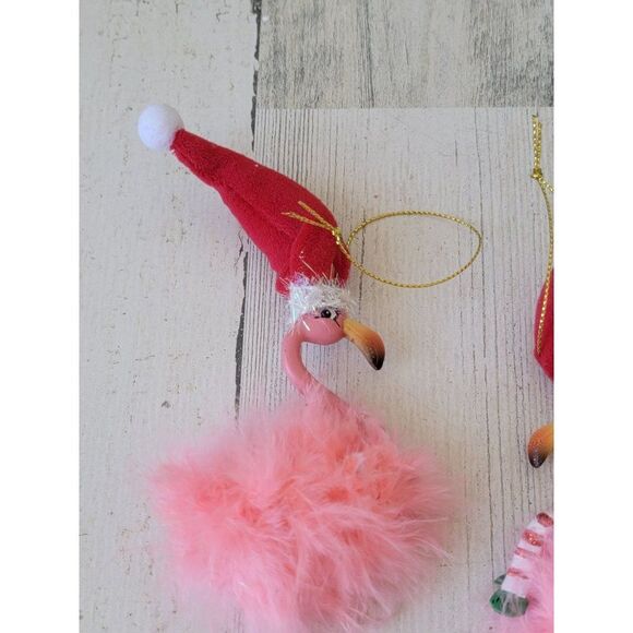 Feet dangling Flamingo set Santa had glitter puffy ornament Xmas - Picture 4 of 7
